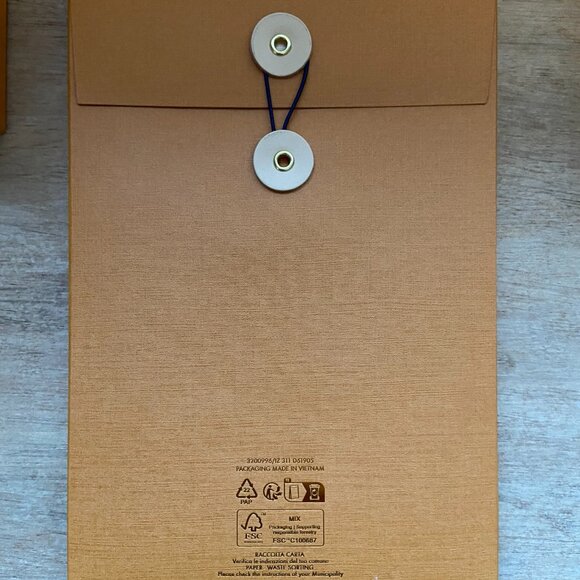 3 Authentic Louis Vuitton gift boxes | LV Gift Idea - Picture 4 of 10